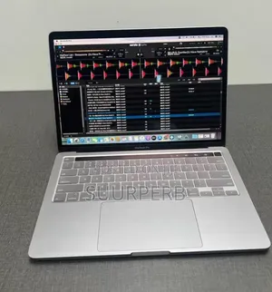 Laptop Apple MacBook Pro 2020 32GB Intel Core i7 SSD 512GB
