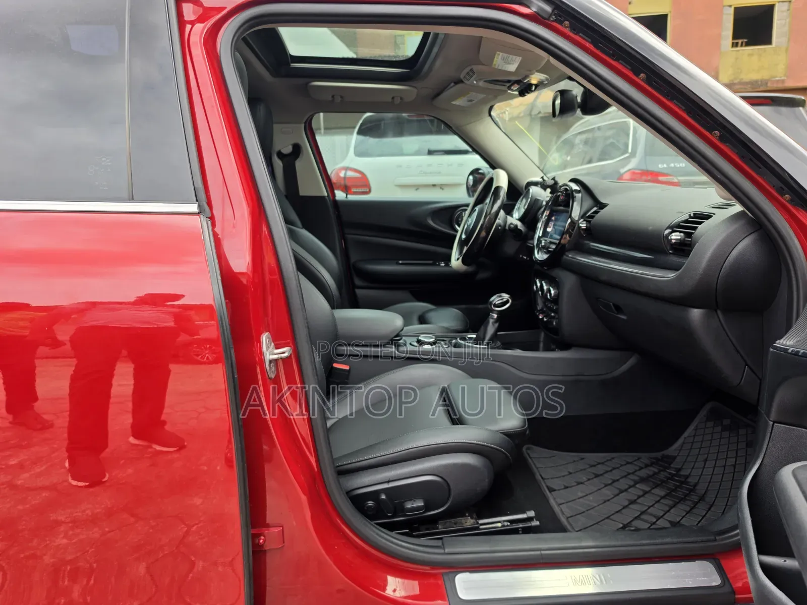 Mini Clubman 2016 Red