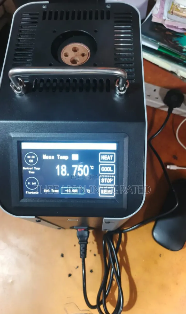 Portable Dry Block Temperature Calibrator With Touch Screen