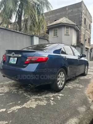 Toyota Camry 2010 Blue