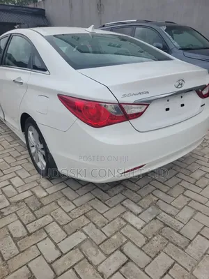 Hyundai Sonata 2013 White
