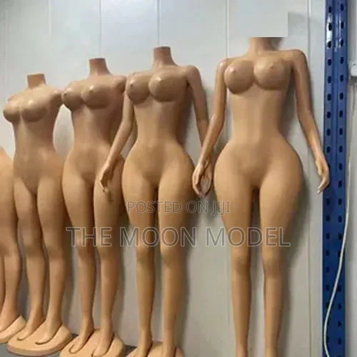 Female Mannequin
