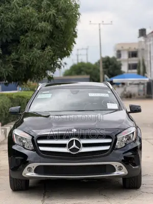 Mercedes-Benz GLA 250 2016 Black