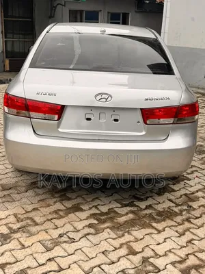 Hyundai Sonata 2.0 CRDi Automatic 2008 Silver