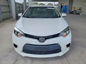 Toyota Corolla LE Eco Plus 4dr Sedan (1.8L 4cyl CVT) 2014 White