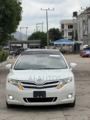 Toyota Venza 2011 White