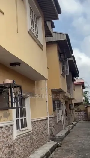 5bdrm Duplex in Ago Palace for sale