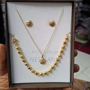 Seller of Beautiful Non Tarnish Jewellery(Earrings,Necklace,Rings Etc)