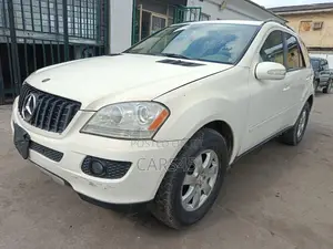 Mercedes-Benz M Class 2006 Off white