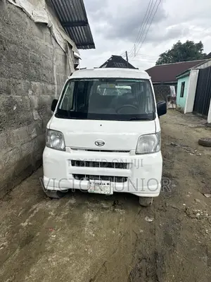 Daihatsu Hijet 2012 White