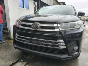 Toyota Highlander 2019 Matt Black