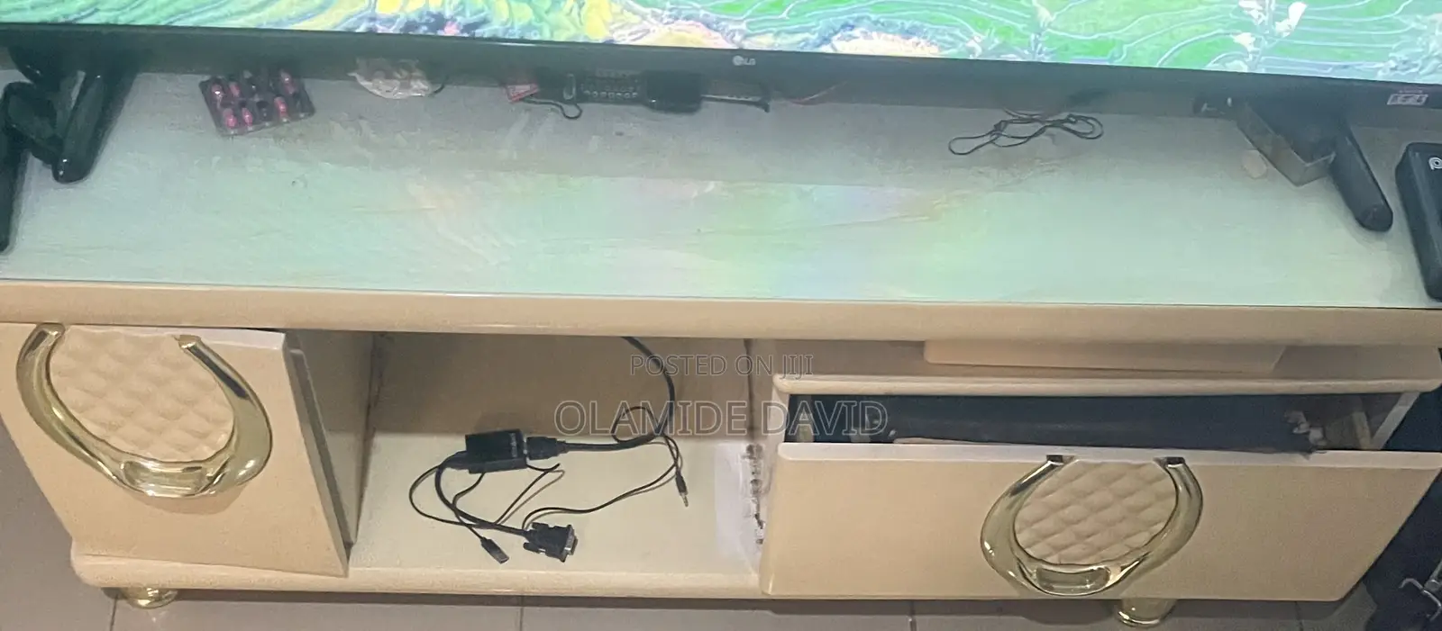 Tv Stand/Console