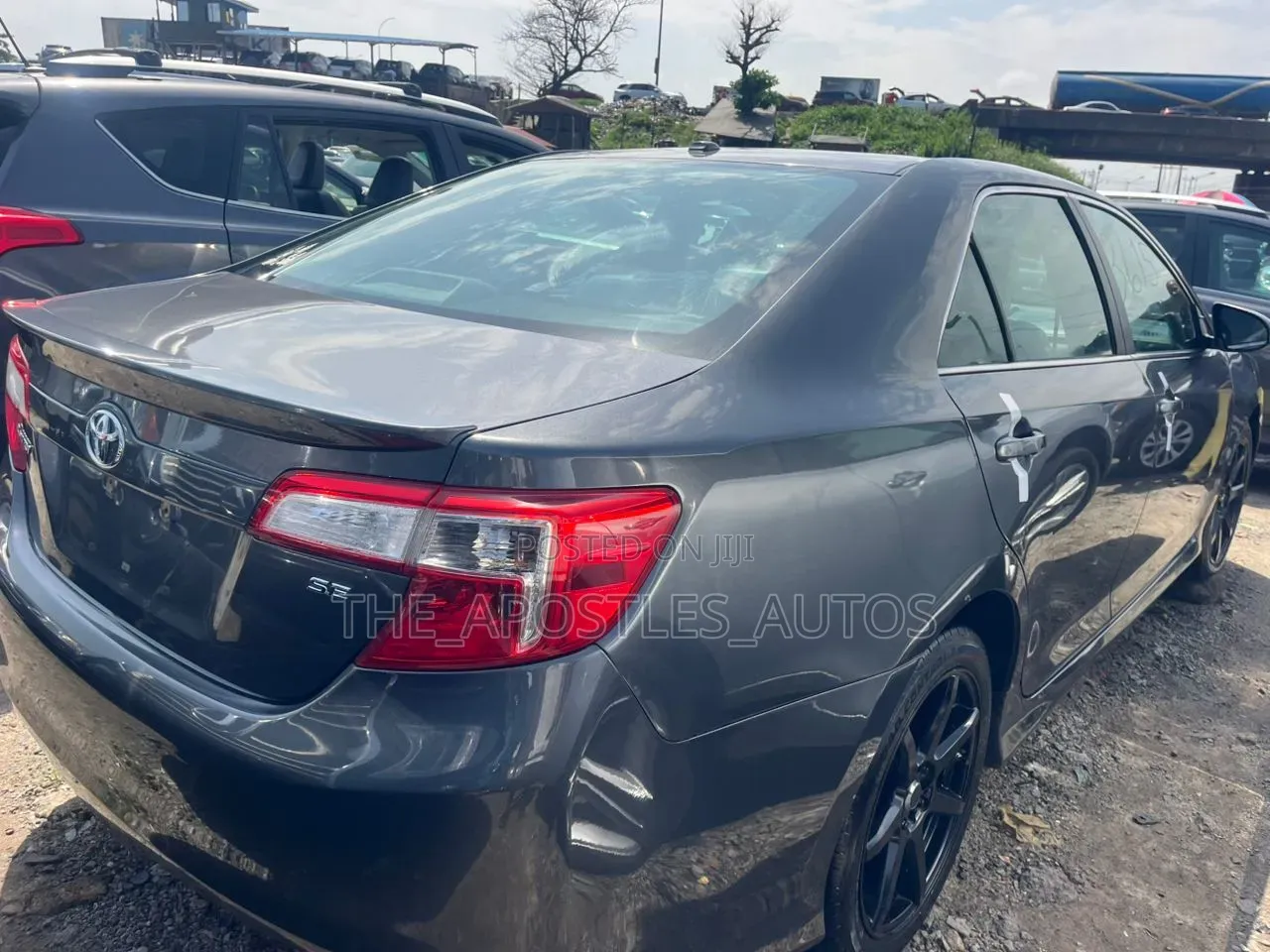 Toyota Camry 2014 Gray