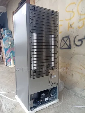 6 Steps Hisense Standing Upright Freezer for Ice Block Maker > 2 Yrs