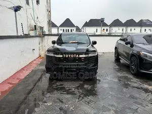 Toyota Land Cruiser 2025 Black
