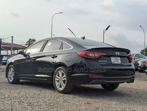 Hyundai Sonata Sport 4dr Sedan (2.4L 4cyl 6A) 2015 Black