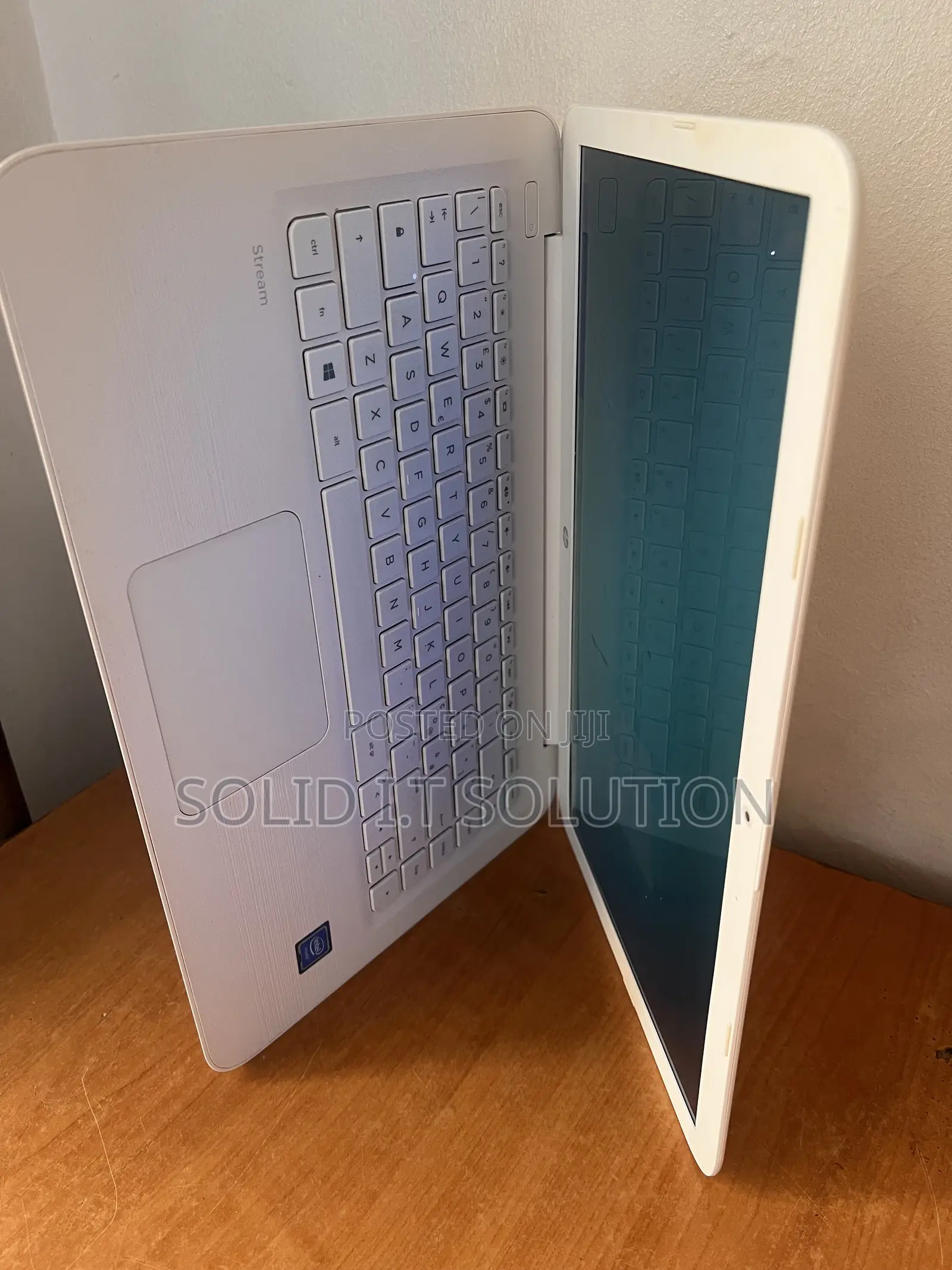 Laptop HP Stream 11 4GB Intel Celeron SSD 60GB