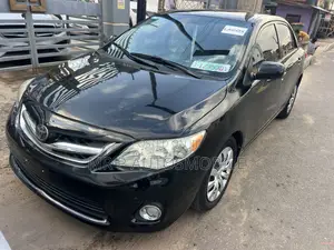 Toyota Corolla 2013 Black