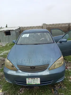 Toyota Camry SE V6 4dr Sedan (3.0L 6cyl 5A) 2003 Blue