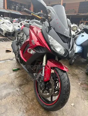 Kawasaki Bike 2019 Red