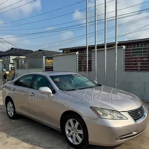 Lexus ES 350 2008 Pink