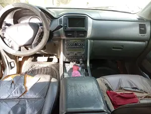 Honda Pilot 2006 Silver
