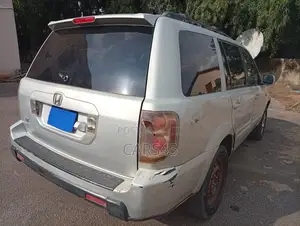 Honda Pilot 2006 Silver