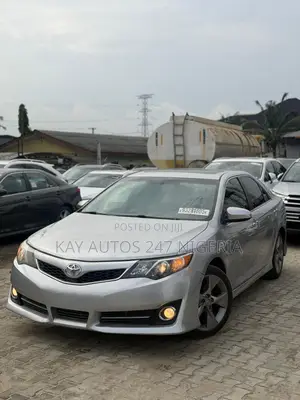 Toyota Camry 2013 Silver