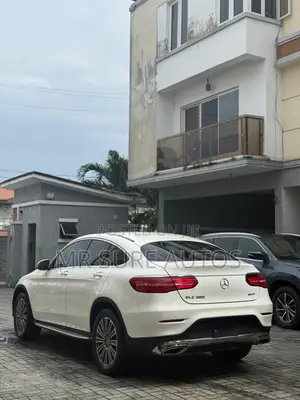 Mercedes-Benz GLC-Class 2018 White