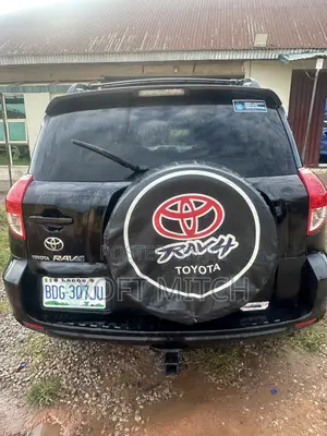 Toyota RAV4 2010 Black