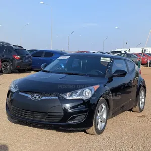 Hyundai Veloster 3dr Hatchback w/Black Interior (1.6L 4cyl 6M) 2014