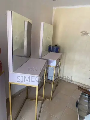 Very Clean Makeup Shelves