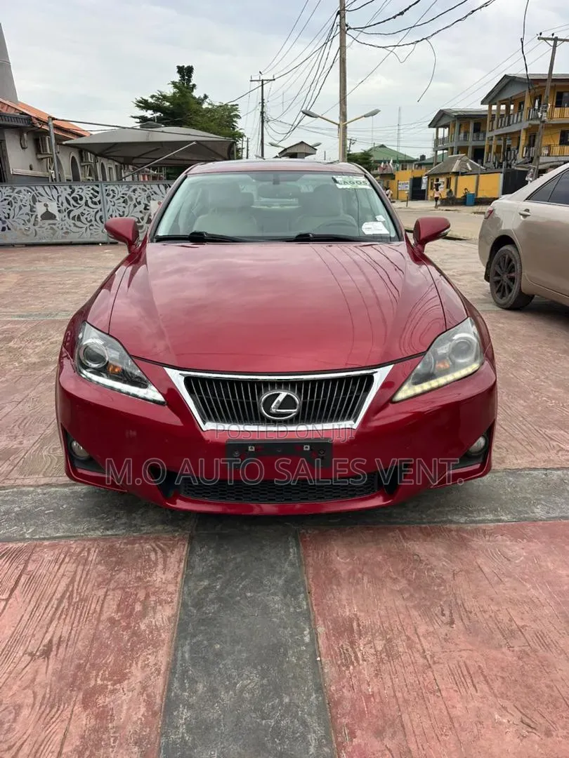 Lexus IS 2012 Red