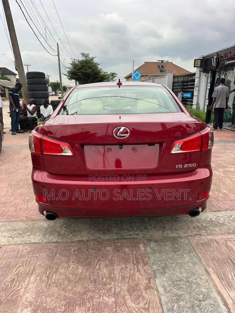 Lexus IS 2012 Red