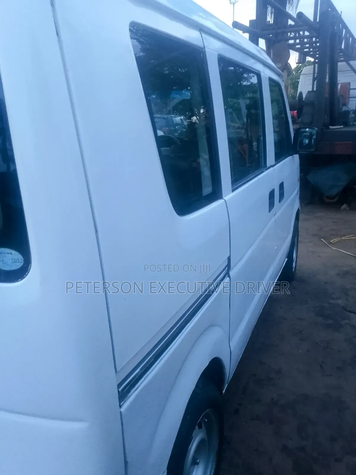 Suzuki Every 2013 White