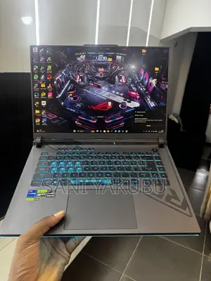 Laptop Asus ROG Strix G16 G614 16GB Intel Core i7 SSD 500GB