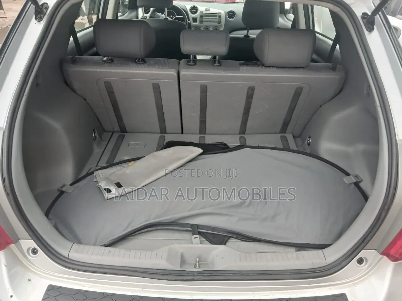 Toyota Matrix 2010 Silver