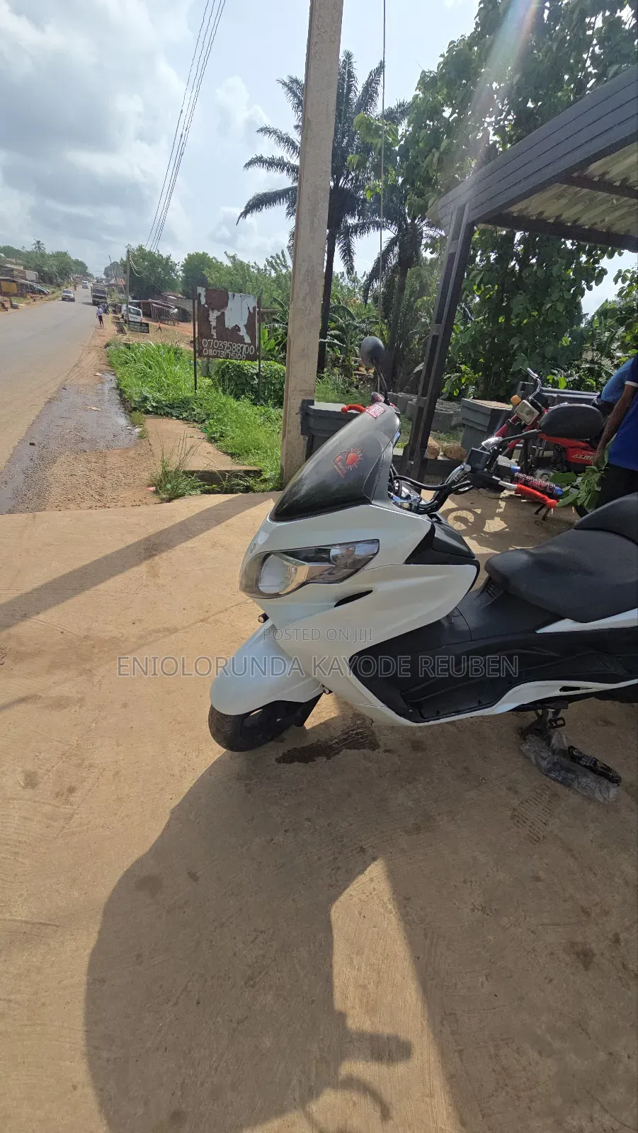Suzuki 2012 White