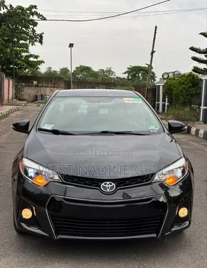 Toyota Corolla S 4dr Sedan (1.8L 4cyl CVT) 2016 Black