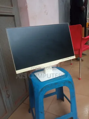Very Clean 24 Inches Frameless Monitor