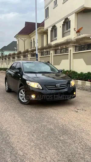 Toyota Corolla 2011 Black