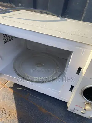 Microwave Oven