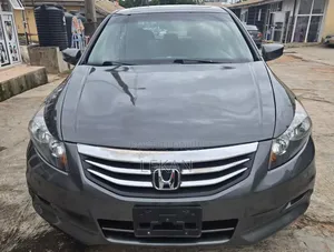 Honda Accord 2011 Gray