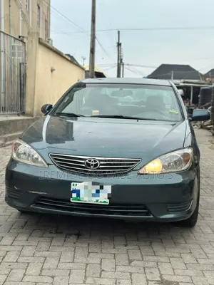 Toyota Camry 2005 Green