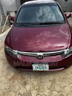 Honda Civic 2005 Red