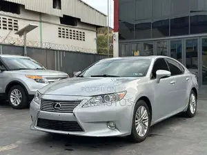 Lexus ES 350 FWD 2013 Silver