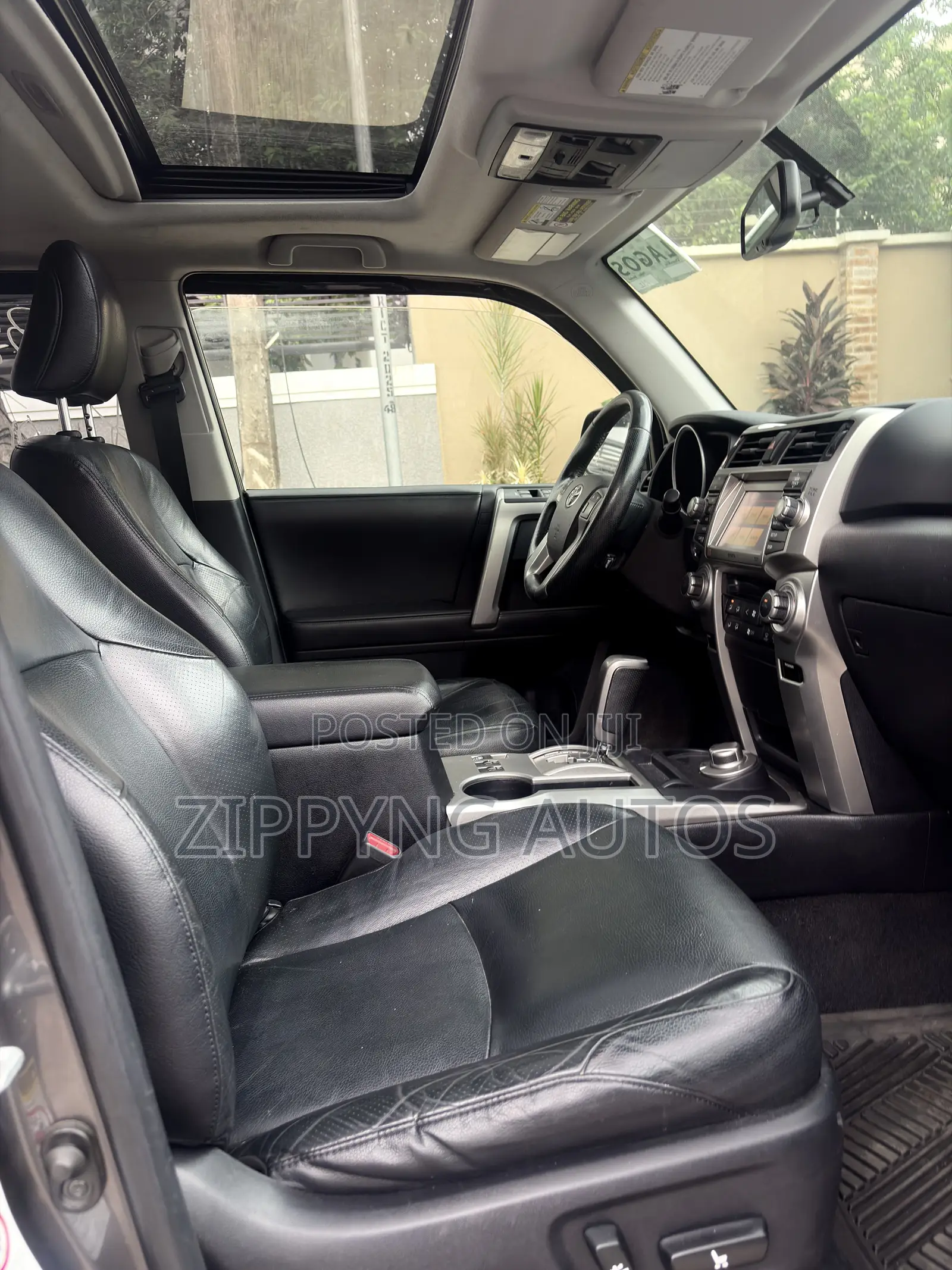 Toyota 4-Runner Limited 4WD 2011 Gray