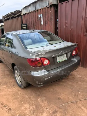 Toyota Corolla LE 2005 Blue