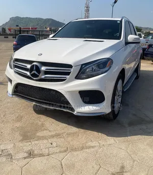 Mercedes-Benz GLE-Class 2018 White