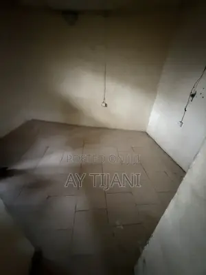 Studio Apartment in Bariga for rent